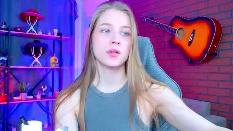 Rina online show from March 6, 2026, 8:44 am