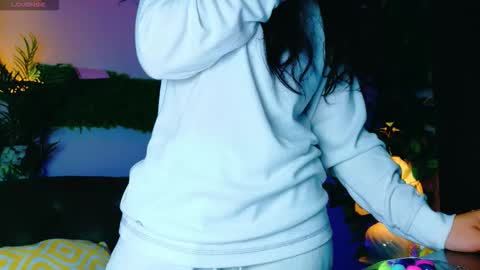 cuteness__girl online show from September 22, 2025, 4:36 am