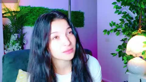 cuteness__girl online show from October 1, 2025, 6:19 am