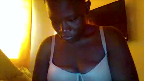Snapshot of cutesexyblackass chatting on September 30, 2025, 11:04 am Nelly online show from September 30, 2025, 11:04 am