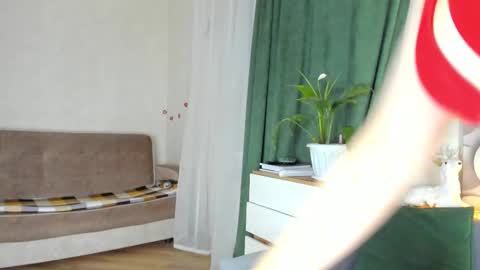 cutesmile sharon online show from January 1, 2025, 1:58 am