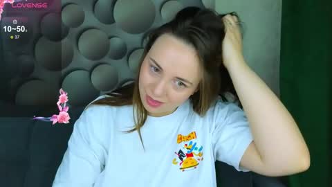 cutesmile sharon online show from October 10, 2025, 3:49 am