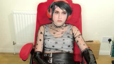 Snapshot of cutest_princess chatting on April 25, 2026, 9:56 pm cutest_princess online show from April 25, 2026, 9:56 pm