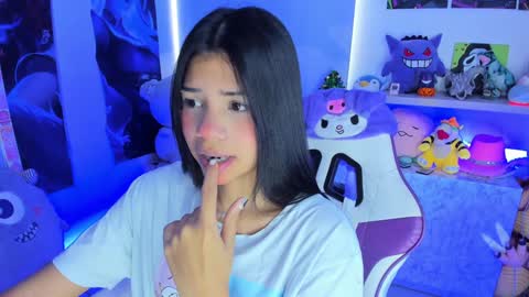 Snapshot of cutestephuwu chatting on December 28, 2024, 2:32 pm - independent model online show from December 28, 2024, 2:32 pm