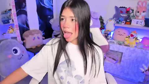 Snapshot of cutestephuwu chatting on February 3, 2025, 10:54 pm - independent model online show from February 3, 2025, 10:54 pm