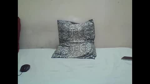 Snapshot of cutetinah chatting on March 19, 2026, 12:09 pm TAMARA online show from March 19, 2026, 12:09 pm