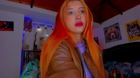 cuteweed420 online show from January 4, 2025, 5:37 am