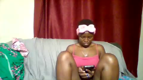 Snapshot of cutey_lunar chatting on January 28, 2025, 3:46 pm cutey_lunar online show from January 28, 2025, 3:46 pm