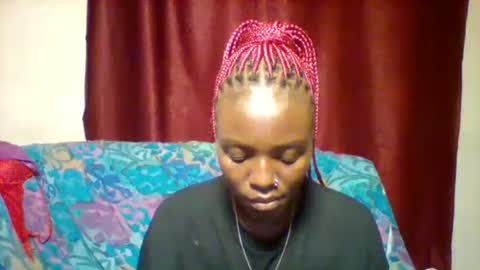 Snapshot of cutey_lunar chatting on January 29, 2025, 10:11 pm cutey_lunar online show from January 29, 2025, 10:11 pm