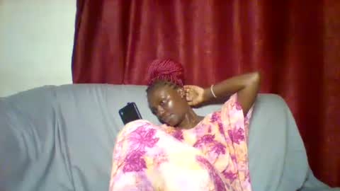 Snapshot of cutey_lunar chatting on February 3, 2025, 5:46 pm cutey_lunar online show from February 3, 2025, 5:46 pm