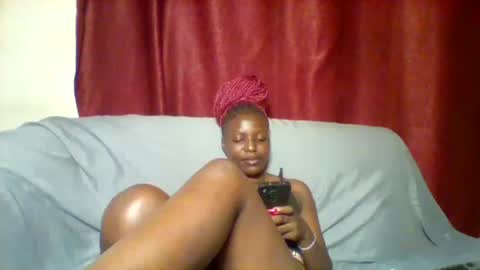 Snapshot of cutey_lunar chatting on February 8, 2025, 9:35 am cutey_lunar online show from February 8, 2025, 9:35 am