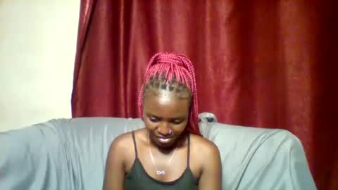 Snapshot of cutey_lunar chatting on February 8, 2025, 6:33 pm cutey_lunar online show from February 8, 2025, 6:33 pm