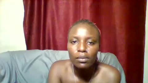 Snapshot of cutey_lunar chatting on February 14, 2025, 2:18 am cutey_lunar online show from February 14, 2025, 2:18 am