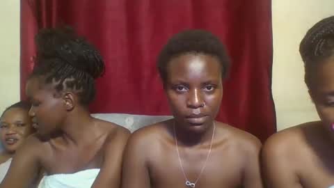 Snapshot of cutey_lunar chatting on February 25, 2025, 3:52 am cutey_lunar online show from February 25, 2025, 3:52 am