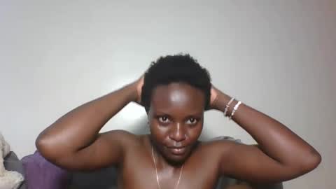 Snapshot of cutey_lunar chatting on October 12, 2025, 7:46 pm cutey_lunar online show from October 12, 2025, 7:46 pm