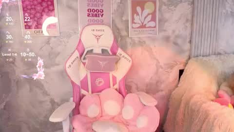 Snapshot of cutie_angels chatting on September 20, 2025, 4:13 am HelloMy name Eva online show from September 20, 2025, 4:13 am