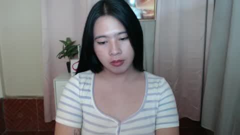 cutie_asianwoman online show from January 8, 2025, 7:03 pm