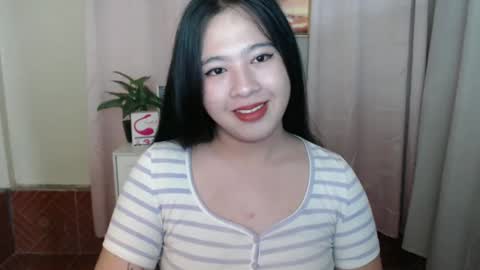 cutie_asianwoman online show from January 12, 2025, 1:00 am