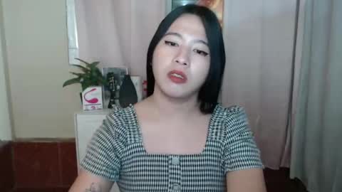 cutie_asianwoman online show from January 18, 2025, 7:37 pm
