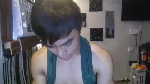 cutie_hunk69 online show from June 4, 2026, 3:12 am
