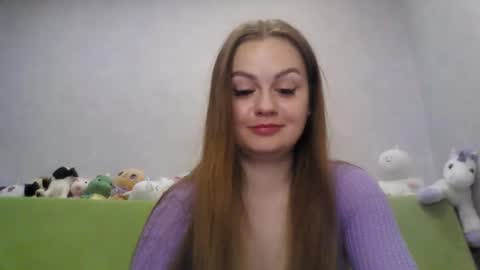 Chloe online show from April 28, 2026, 10:59 pm
