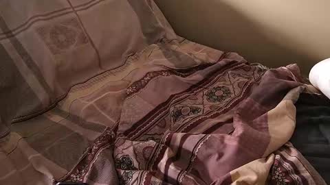 cutie_peach online show from January 30, 2025, 11:33 am