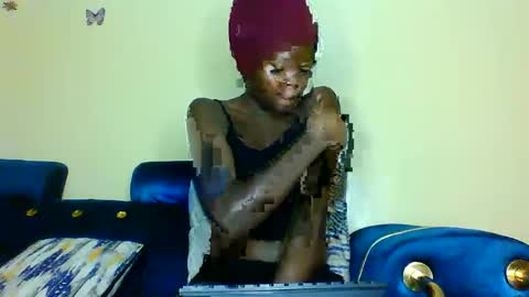 Snapshot of cutie_plush chatting on March 25, 2026, 7:58 am cutieplush online show from March 25, 2026, 7:58 am