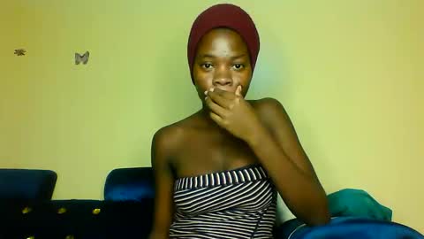 Snapshot of cutie_plush chatting on March 28, 2026, 8:47 am cutieplush online show from March 28, 2026, 8:47 am
