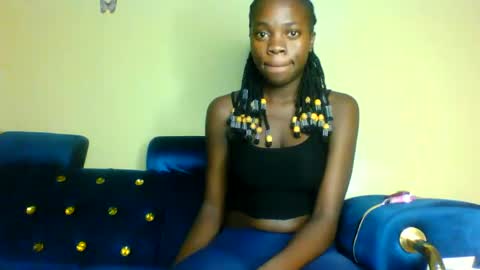 Snapshot of cutie_plush chatting on April 20, 2026, 5:48 pm cutieplush online show from April 20, 2026, 5:48 pm