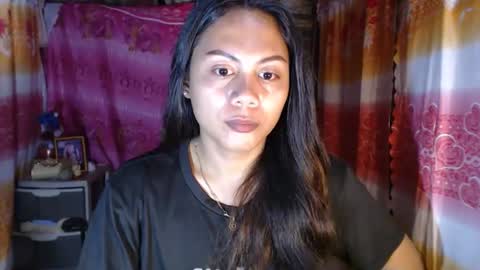 cutie_rona online show from December 22, 2025, 12:24 pm