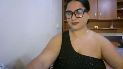 Snapshot of cutieammy chatting on June 26, 2026, 8:24 pm Ami online show from June 26, 2026, 8:24 pm