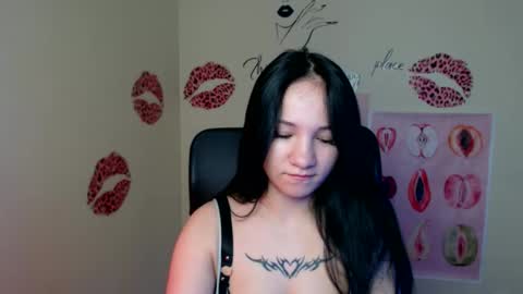 Snapshot of cutielady_ chatting on April 29, 2026, 6:28 am Emma online show from April 29, 2026, 6:28 am