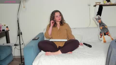 Snapshot of cutievikki chatting on August 1, 2026, 5:34 pm Vikki online show from August 1, 2026, 5:34 pm
