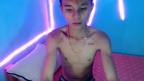 cutiewalter online show from May 3, 2026, 1:28 pm