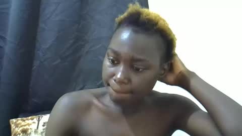 Snapshot of cuttey_slim22 chatting on April 20, 2026, 9:45 am cuttey_slim22 online show from April 20, 2026, 9:45 am