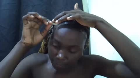 Snapshot of cuttey_slim22 chatting on May 18, 2026, 10:26 pm cuttey_slim22 online show from May 18, 2026, 10:26 pm