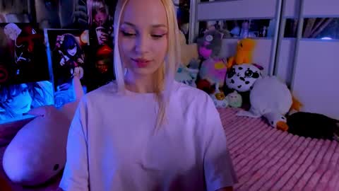 Nora online show from September 8, 2025, 8:41 pm