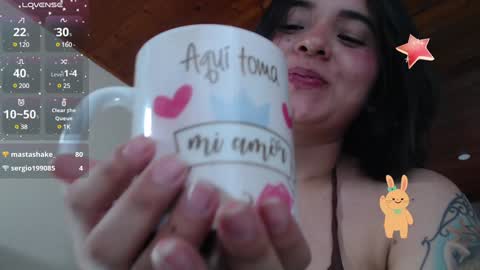 LIZETH online show from February 4, 2025, 2:21 pm