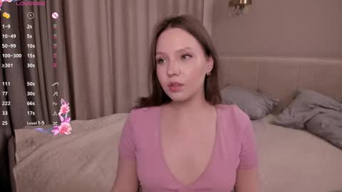 Snapshot of cwenbrayton chatting on February 13, 2026, 7:59 am Cwen online show from February 13, 2026, 7:59 am