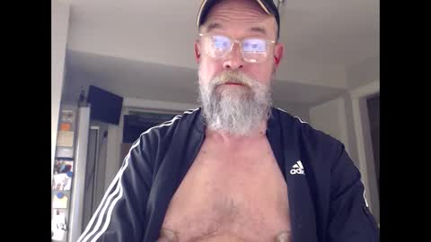 cxcdn online show from December 3, 2024, 1:08 am