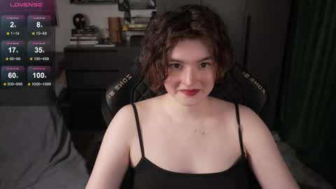 Helen Blossom online show from May 19, 2026, 2:01 pm