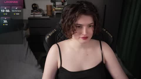 Helen Blossom online show from May 20, 2026, 8:15 pm