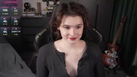 Helen Blossom online show from June 23, 2026, 1:31 pm
