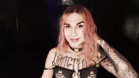 Nikki online show from December 20, 2025, 8:49 pm