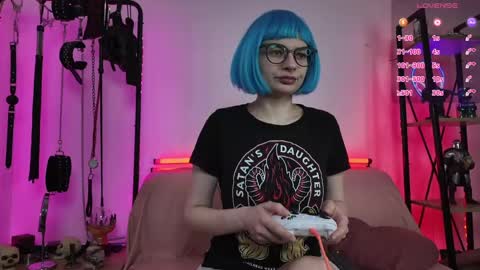 Lily Goddess online show from June 6, 2026, 9:58 am