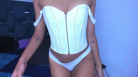 cyndycranforsquirt online show from May 14, 2026, 6:58 pm