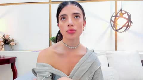 Snapshot of cynthia1fox chatting on May 27, 2026, 1:57 am Cynthia1fox online show from May 27, 2026, 1:57 am