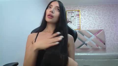 CINTIA ARAUJO online show from September 25, 2025, 3:54 am