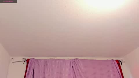 Snapshot of cynthiawatson_ chatting on September 12, 2025, 1:11 pm Cynthia online show from September 12, 2025, 1:11 pm