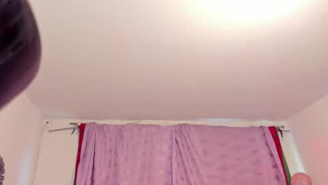 Snapshot of cynthiawatson_ chatting on November 12, 2025, 1:33 pm Cynthia online show from November 12, 2025, 1:33 pm